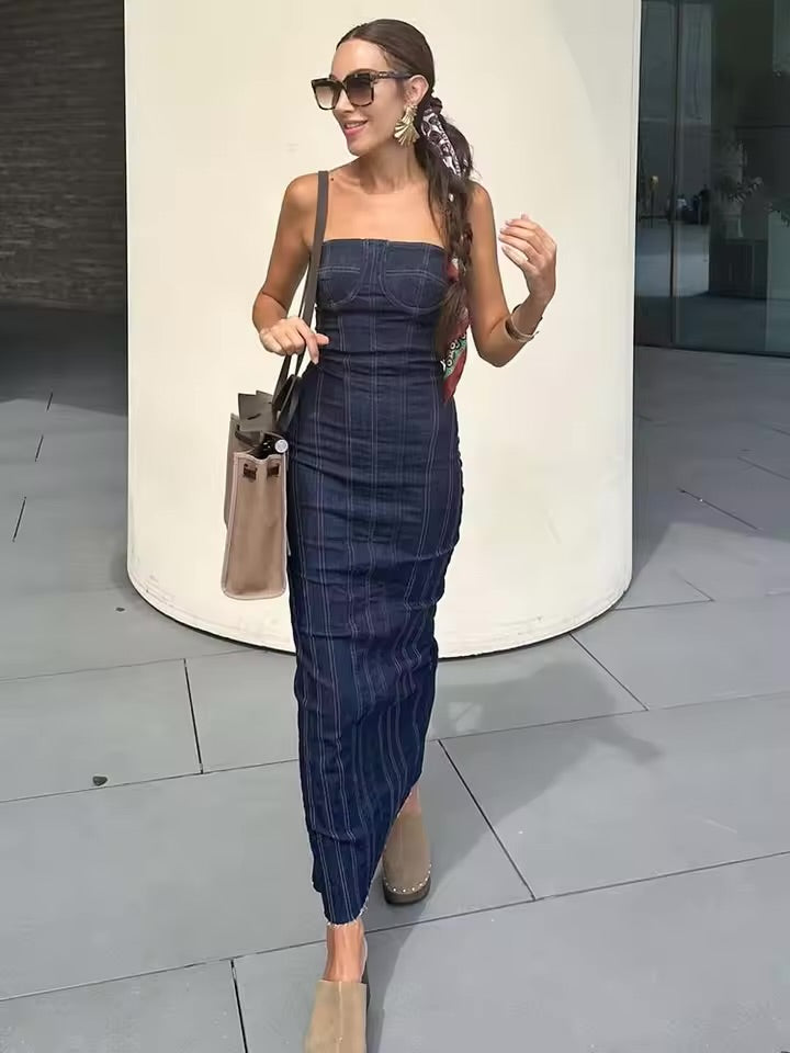 Indigo Emilliyana Kleid