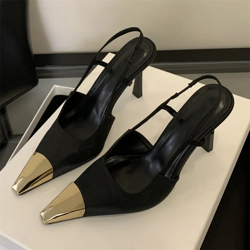 SiRena Street Style Pumps