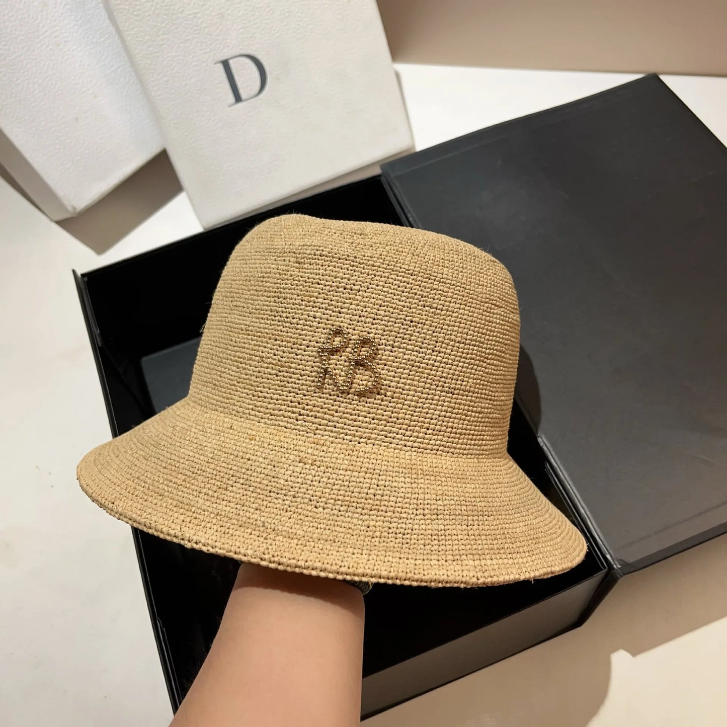 Raffia Bucket Hat t